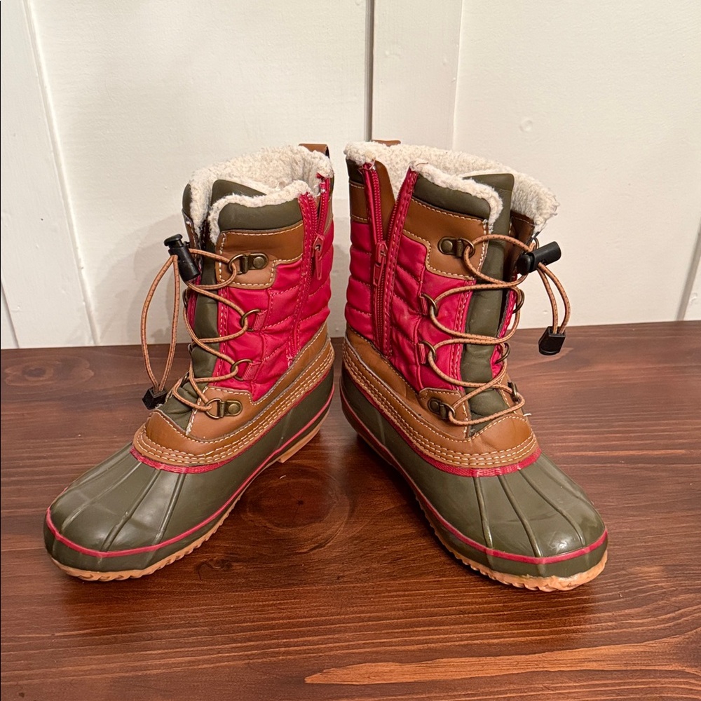 Lands' End Green and Red Winter/rain Boots kids size 3